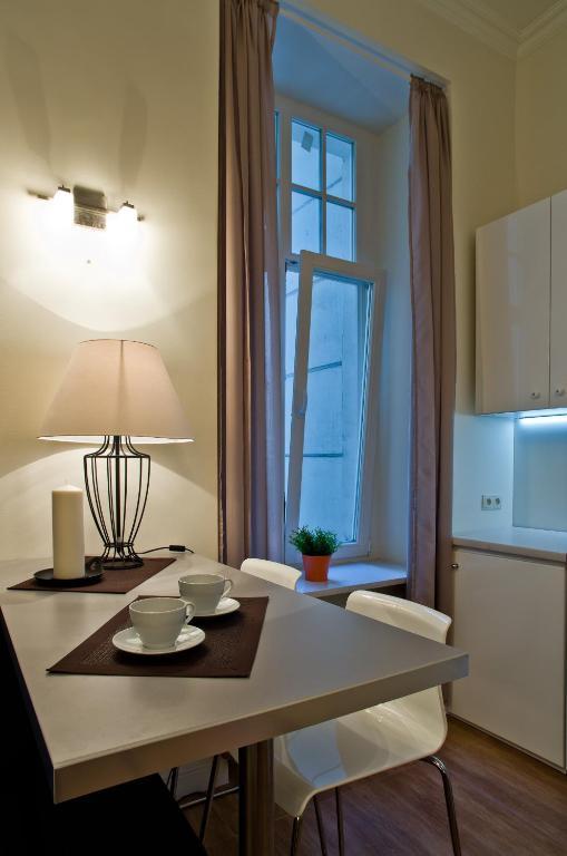 Residence Okolnik Apartments Warsaw Exterior photo